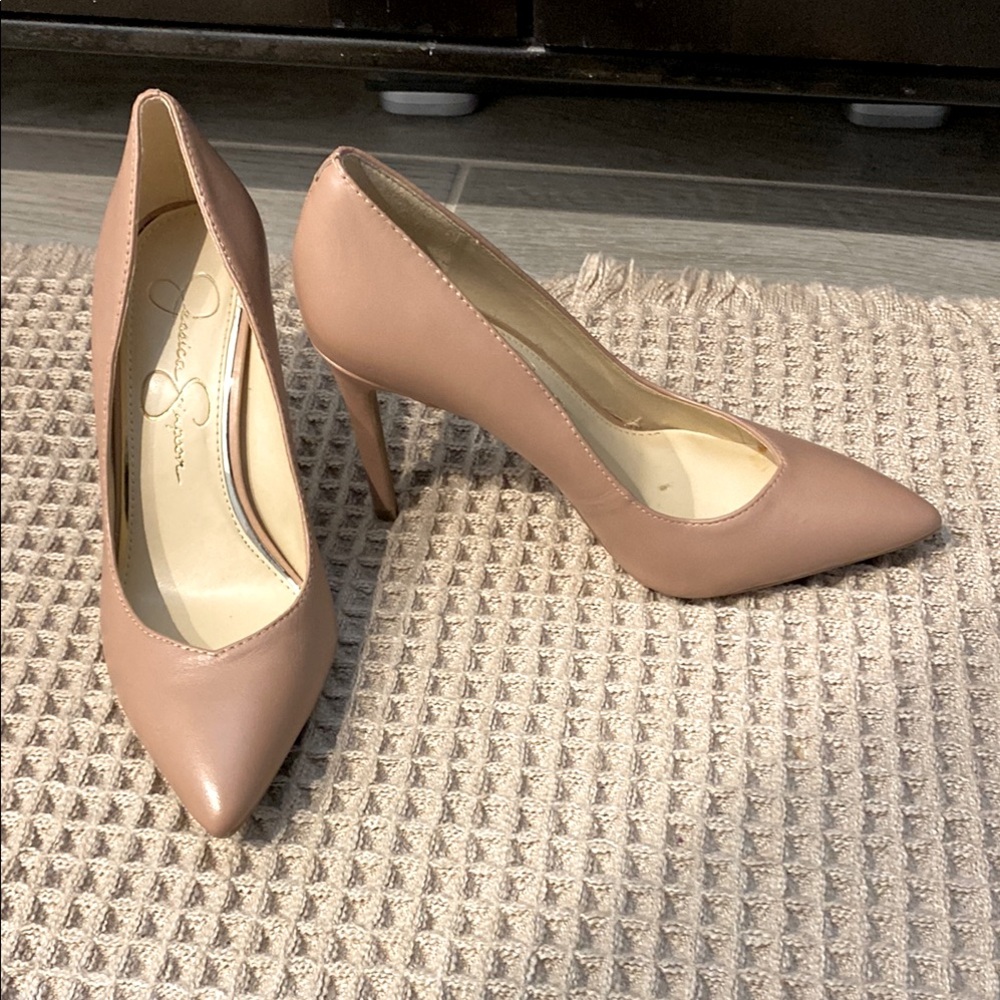 Jessica Simpson Tan Pumps Size 6.5